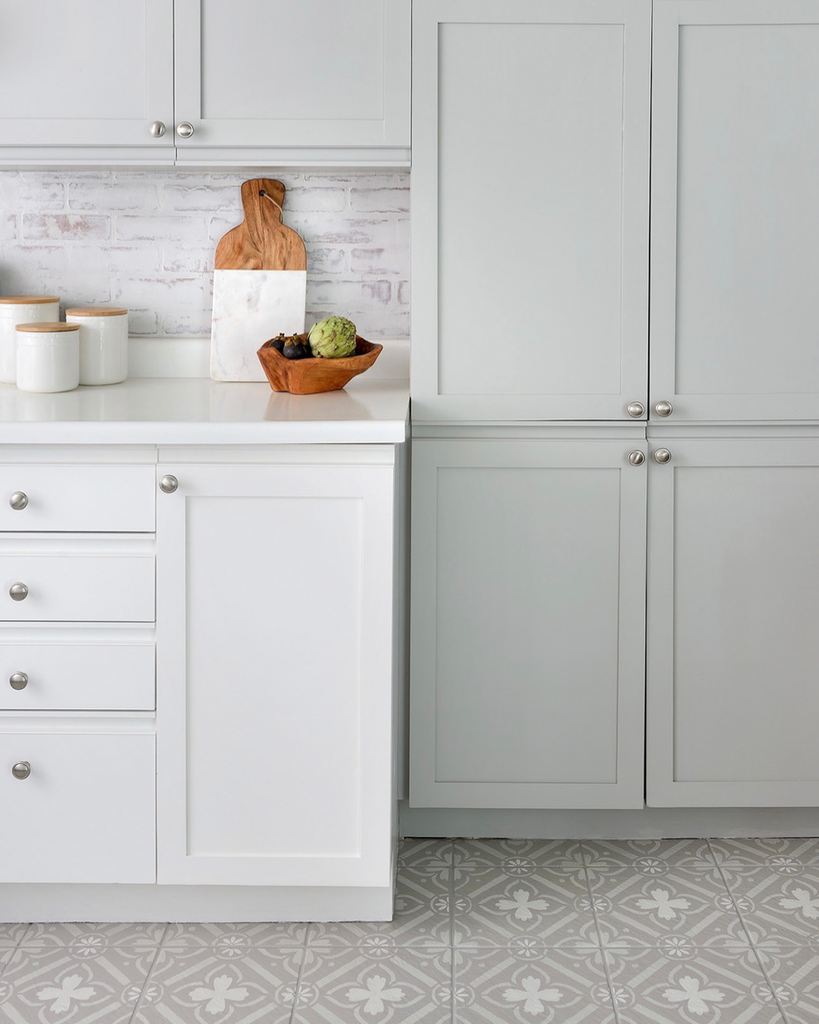 Rust-Oleum Home Tile How-to | Hue La La